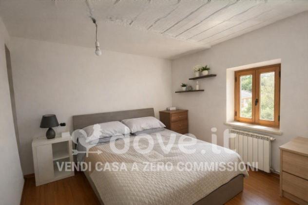 Rustico / Casale di 201 m² con più di 5 locali e box auto in vendita a Paciano - Foto 12