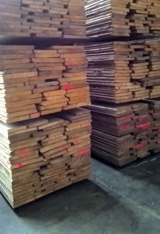 Elementi in legno di recupero per pergole - Foto 2