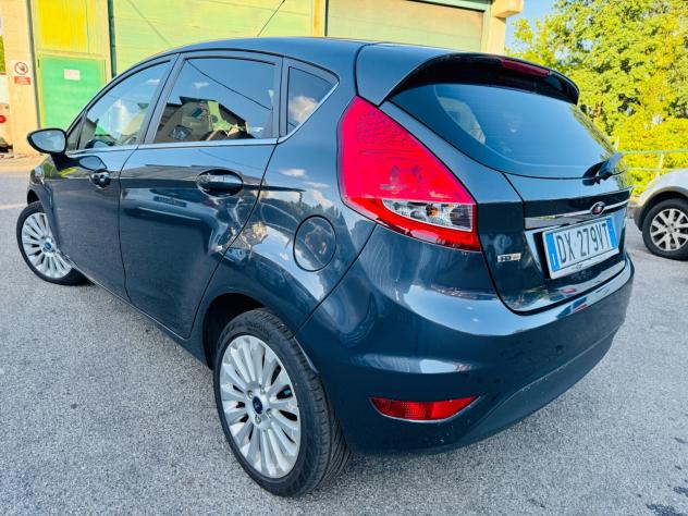 Ford Fiesta 1.4 TDCi 68CV 5 porte - Foto 7