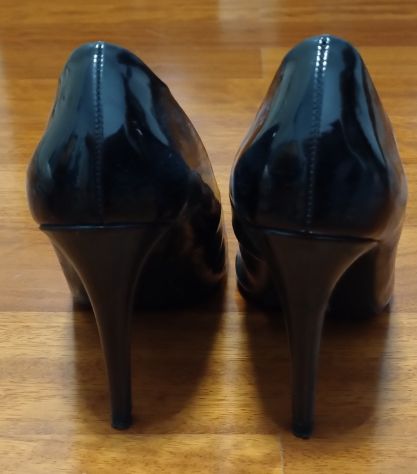DECOLLETE NERE IN VERNICE ZARA TACCO 12 - Foto 4