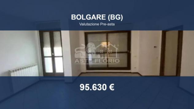 Immobile in asta di 96 m², box auto doppio in vendita a Bolgare