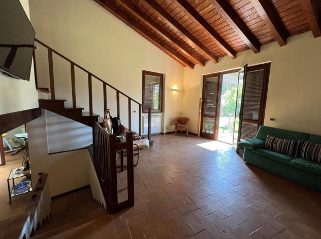 Bellissima Villa in Stile Toscano, Finemente Arredata - Foto 12
