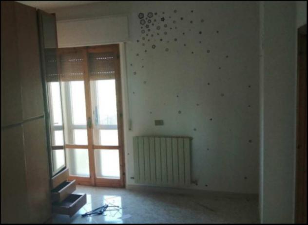 Immobile in asta di 219 m², box auto in vendita a Serra Sant'Abbondio - Foto 12