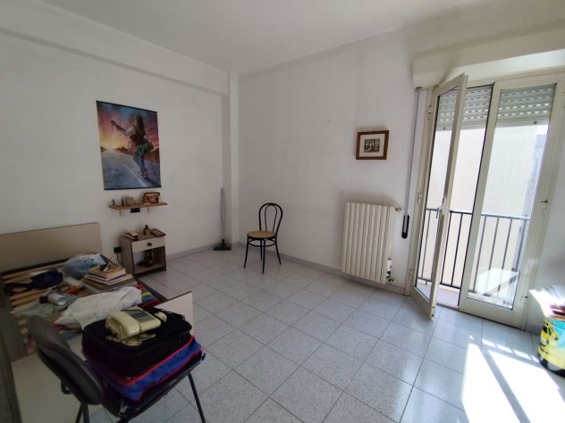 Appartamento 4 vani con garage zona semi centrale - Foto 5