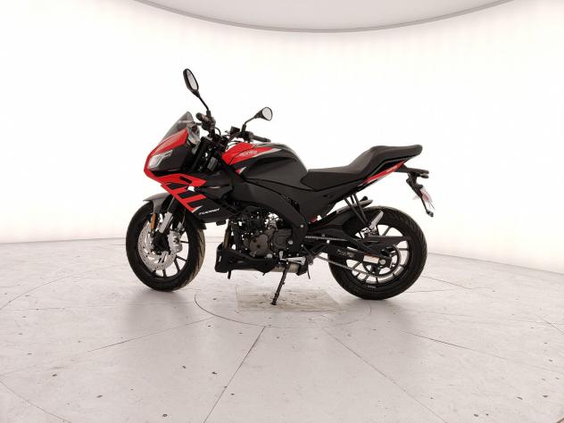 Aprilia Tuono 125 TUONO 125 E5 APRILIA BLACK - Foto 2