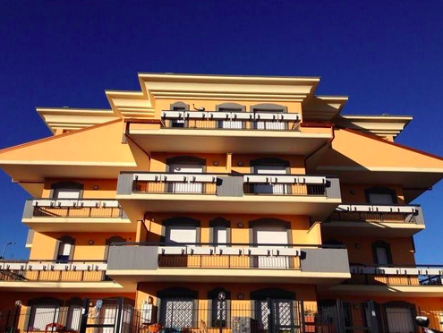 GUIDONIA BILOCALE NON ARREDATO CON TERRAZZO PRIVATO - Foto 9