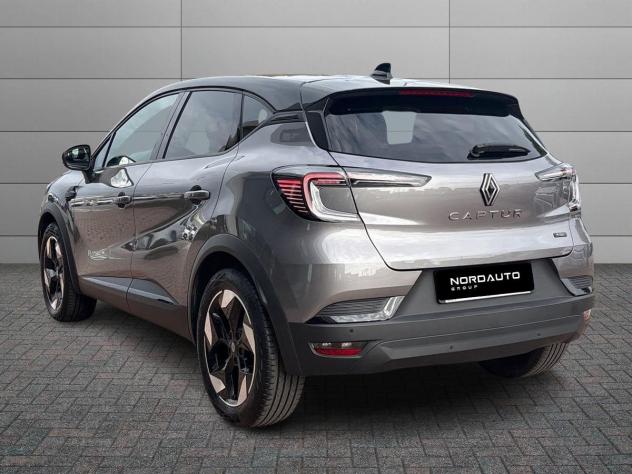 Renault Captur II 2019 Benzina 1.6 E-Tech full hybrid Techno 145 - Foto 2