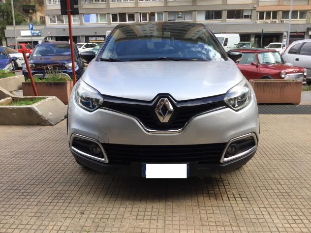Renault Captur dCi 8V 90 CV EDC Start&Stop Energy Iconic - Foto 2
