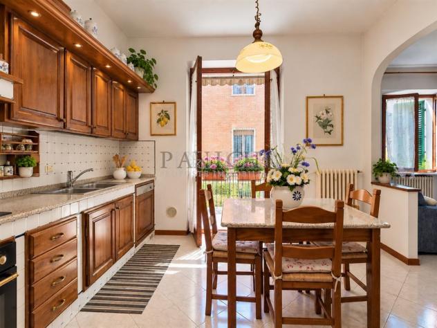 Appartamento piano primo, con ampio garage e orto - Foto 4
