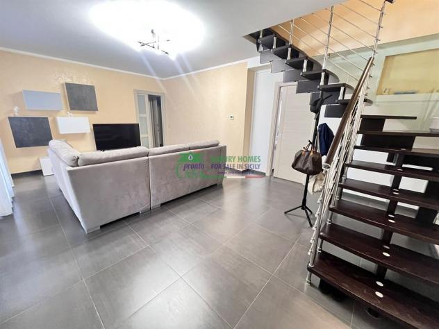 Rif: 2762 - COMISO – Appartamento rifinito su due livelli con ampia veranda e garage, zona Carabinieri - Foto 5