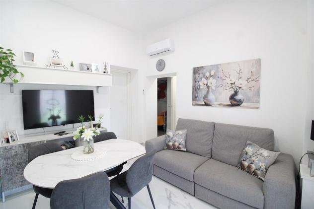 Porzione di corte di 3 locali e servizi - Foto 3