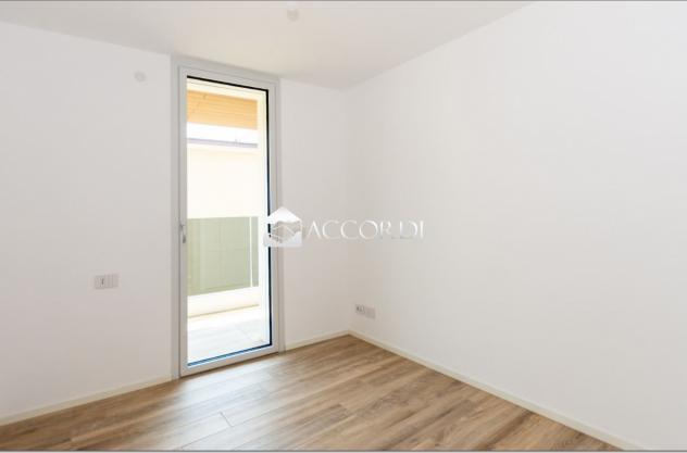 APPARTAMENTO di 4 vani e di 198 mq (LIGNANO SABBIADORO) rif. AKP66_5 - Foto 4