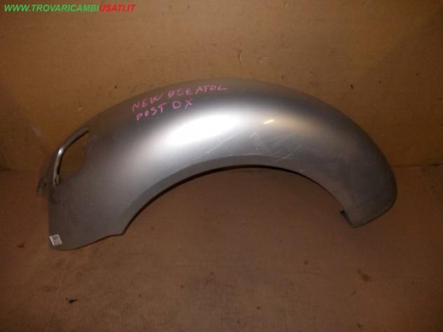 PARAFANGO POST.D. ARGENTO VOLKSWAGEN NEW BEETLE (9C) 3 porte  Carrozzeria  Lamierati esterni  Fiancate  Parafango post VOLKSWAGEN - NEW BEETLE - 01-02