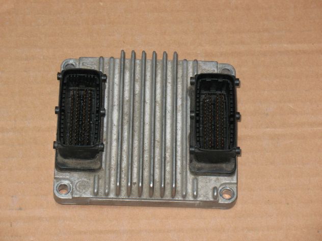 12229410 ECU CENTRALINA MOTORE OPEL ZAFIRA ASTRA 1.6 12229410 HSFI-2.4