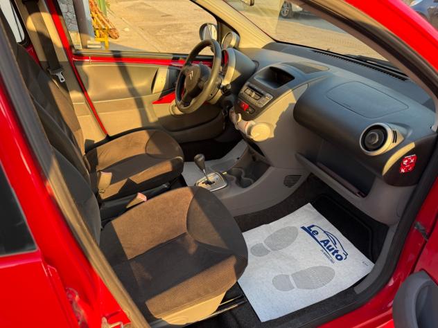 Citroen C1 1.0 CAMBIO AUTOMATICO 5 porte airdream CMP-5 AMIC1 - Foto 8