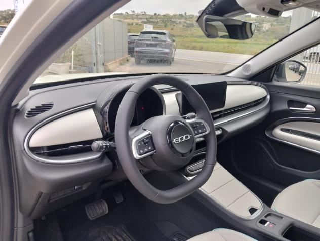 Fiat 600 Hybrid 110 CV DCT MHEV La Prima KM 0 - Foto 2