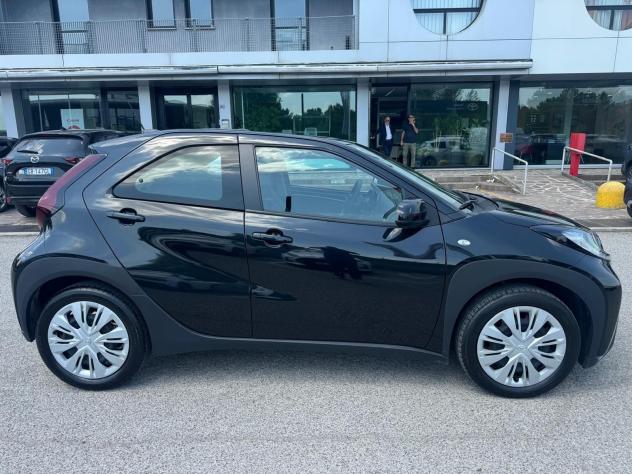 Toyota Aygo X 1.0B (72 CV) Active - Foto 5