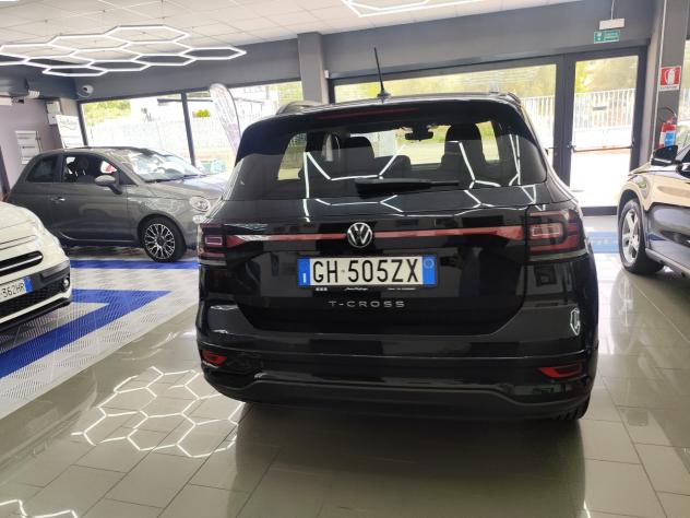 Volkswagen T-Cross 1.0 TSI 110 CV DSG Sport - Foto 5