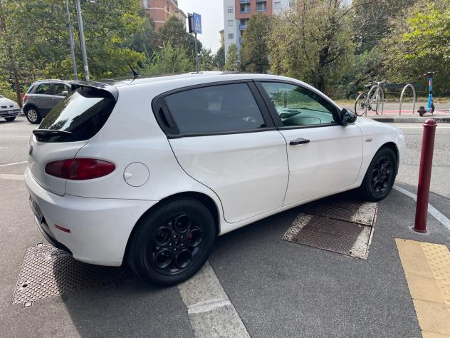Alfa Romeo 147 1.9 JTD/TAGLIANDI/GARANZIA - Foto 5