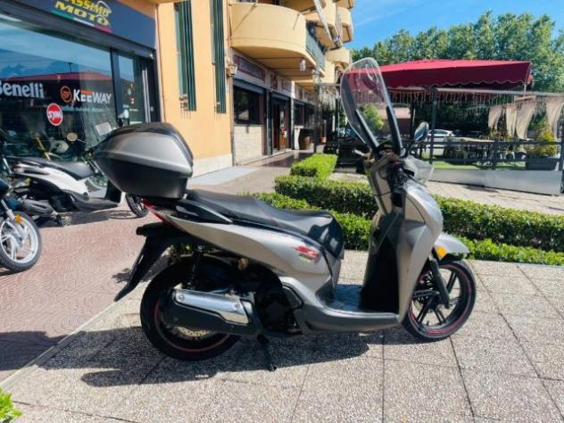 HONDA SH 300 i TUTTO INCLUSO ANCHE PASSAGGIO! MINI RATE rif. 23826196 - Foto 2