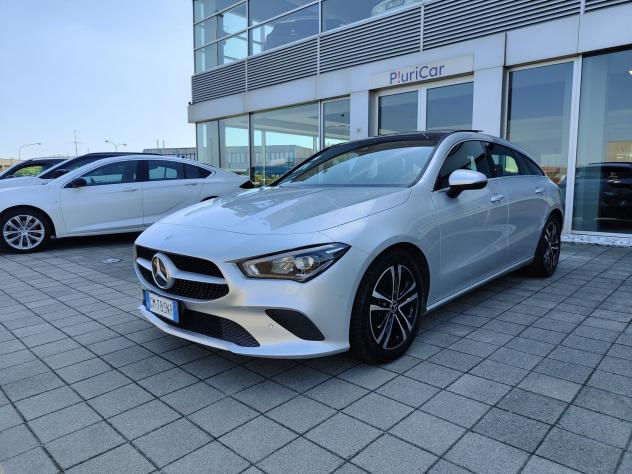 Mercedes-Benz CLA 180d SB Bus.Extra Pelle/Tessuto Tetto Display10,25