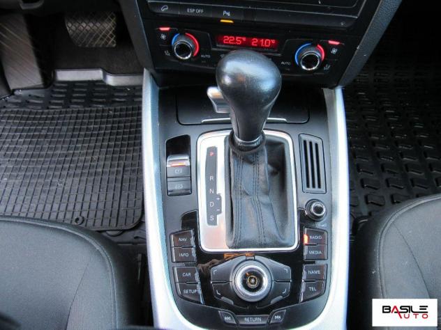 AUDI - Q5 - 2.0 TDI F.AP. quattro S tronic - Foto 10