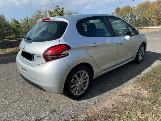 Peugeot 208 PureTech 68 5 porte Active - Foto 4