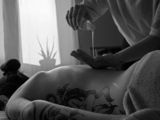 Massaggi - benessere Torino - MASSAGGIATRICE PROFESSIONISTA TORINO Tel:3533326959