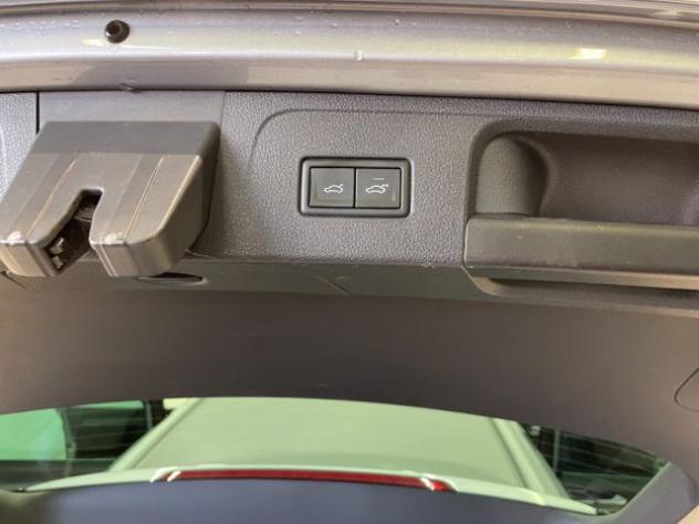 VOLKSWAGEN Passat Alltrack 2.0 TDI 4MOTION DSG BMT 190 CV rif. 24118270 - Foto 9