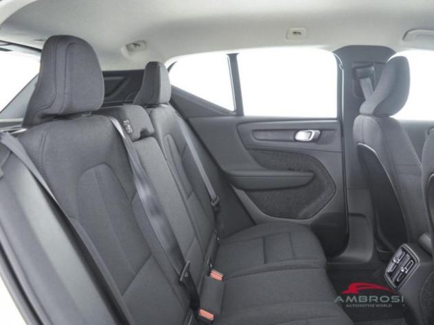 VOLVO XC40 B3 Mild hybrid Benzina Essential rif. 23986874 - Foto 10