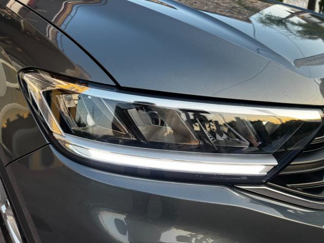 Volkswagen T-Roc 2.0 TDI SCR 150 CV DSG -2023 - Foto 7
