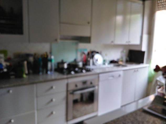 Prestigiosa Villa Liberty in passeggiata a Lido di Camaiore su piu piani .La casa è composta da ingresso , corridoio ,salone ampio ,disimpegno , sala - Foto 4