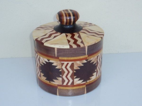 Oggetti d'artigianato in legno esotico. - Foto 6