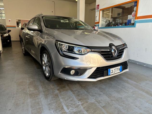 Renault Mane Sporter TCe 140 CV EDC Intens - Foto 2