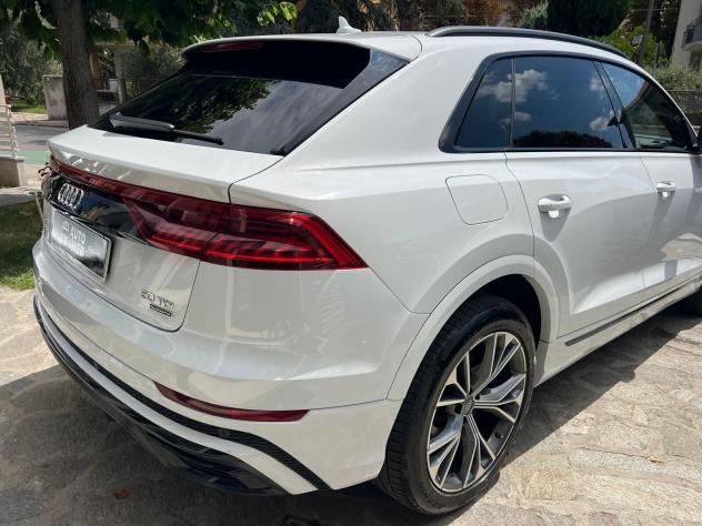 AUDI Q8 50 TDI 286cv QUATTRO TIPTRONIC SPORT - Foto 9