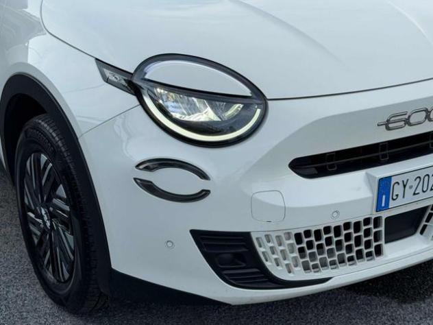 FIAT 600 Hybrid 100 CV DCT MHEV Business rif. 24158623 - Foto 4