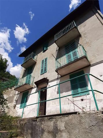 V000289 - APPARTAMENTO CON TERRAZZO, CANTINA E GIARDINO