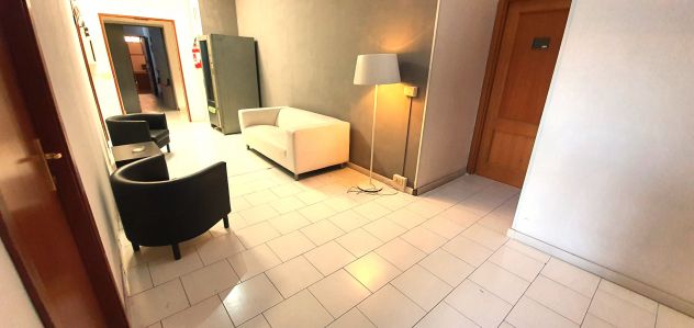 Ufficio arredato in condominio custodito - Foto 5