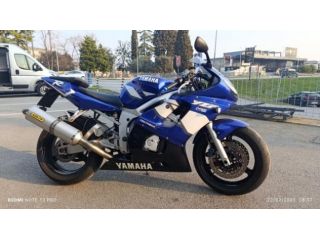 YAMAHA YZF R6 R6 rif. 22007069