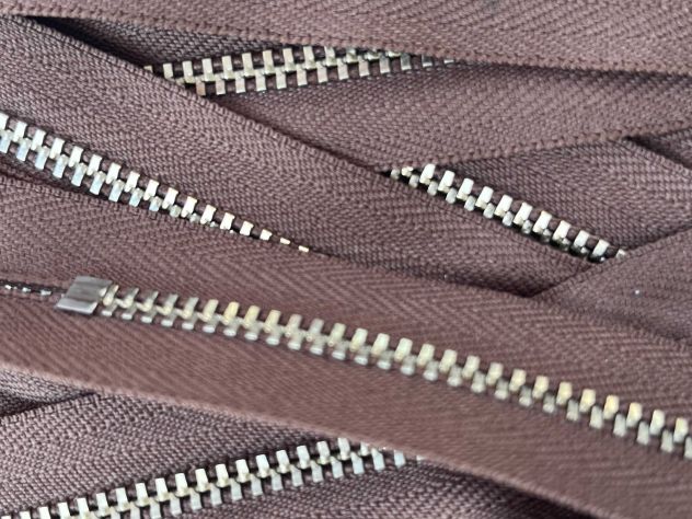X76 Cerniere Lampo Zip metallo YKK senza tiretto cm 20 Marrone – Pz. 90 - Foto 2