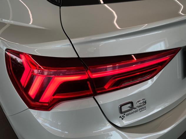 Audi Q3 SPB 45 TFSI e S tronic Business Plus - Foto 8