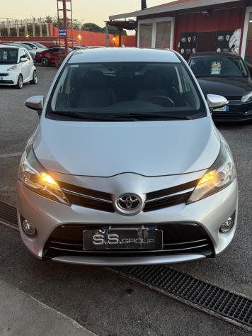 Verso 1.6 D-4D Style 7 posti-unipro-rate-garanzia - Foto 2
