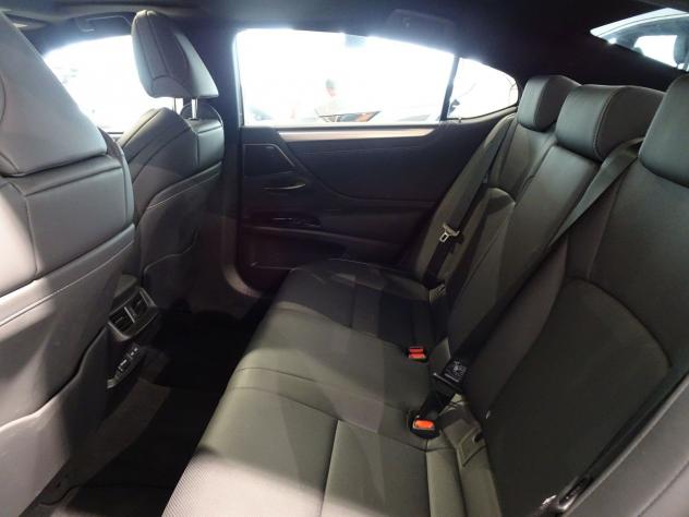 Lexus ES Hybrid FSport - Foto 8