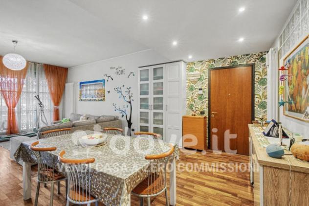 Appartamento di 139 m² con 4 locali e box auto in vendita a Bussero - Foto 8