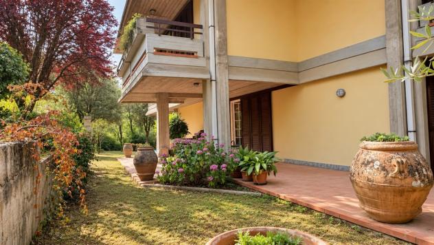 Villa indipendente con ampio giardino e taverna – Greve in Chianti (frazione Greti ) - Foto 7