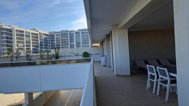 Appartamento di 80 m² con 2 locali e box auto doppio in affitto a Bari - Foto 4