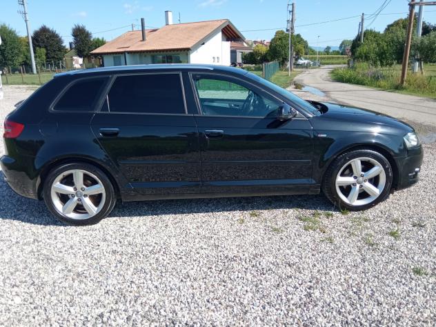 Audi A3 1.6 TDI 105 CV s.line CR S tronic Ambition - Foto 4