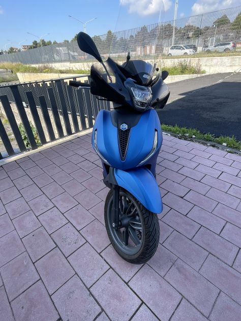 Vendo Beverly 400S