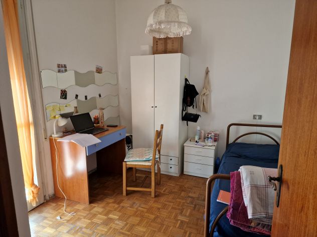 Stanza singola con terrazzo per studentessa a ravenna - Foto 3