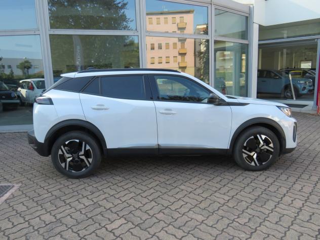 Peugeot 2008 PureTech 100 S&S Allure con PACK NAVIGATION & ACCESS - Foto 3